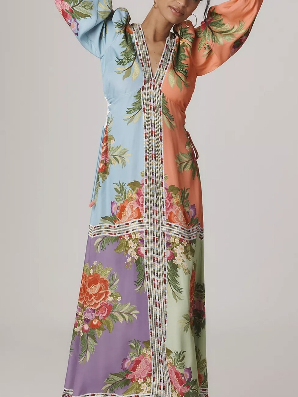 FARM Rio Two-Tone Floral V-Neck Long Sleeve Dress in Blue and Orange - Picture 9 of 12